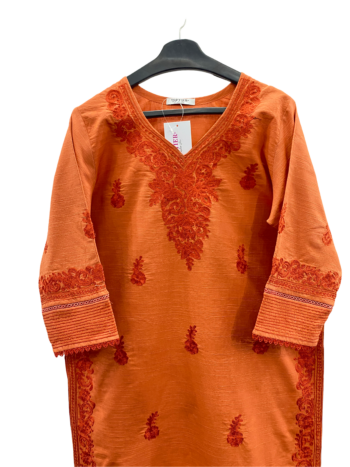 Embroidered Khaddar 2pc - Image 2